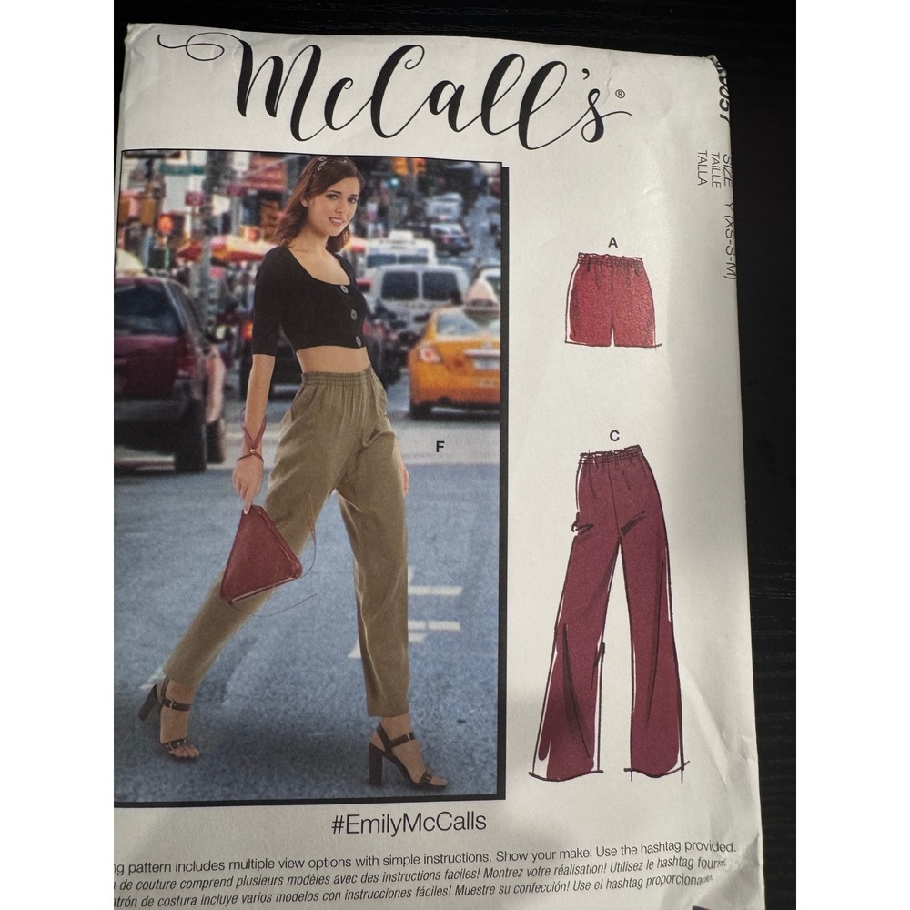 McCall's M8057 Sewing Pattern Misses XS-M White Excellent Easy Pants Shorts DIY